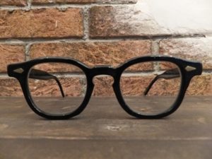 50's TART OPTICAL ARNEL／ヴィンテージ 買取 古着 – ヴィンテージ古着と雑貨の買取ならLowJack